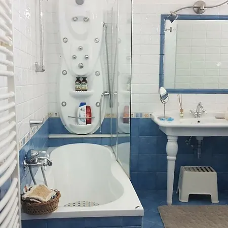 Appartement In Centro A Paola